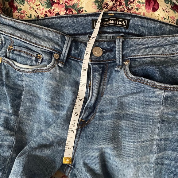 Abercrombie and Fitch Two Tone Skinny Jeans - Picture 5 of 16